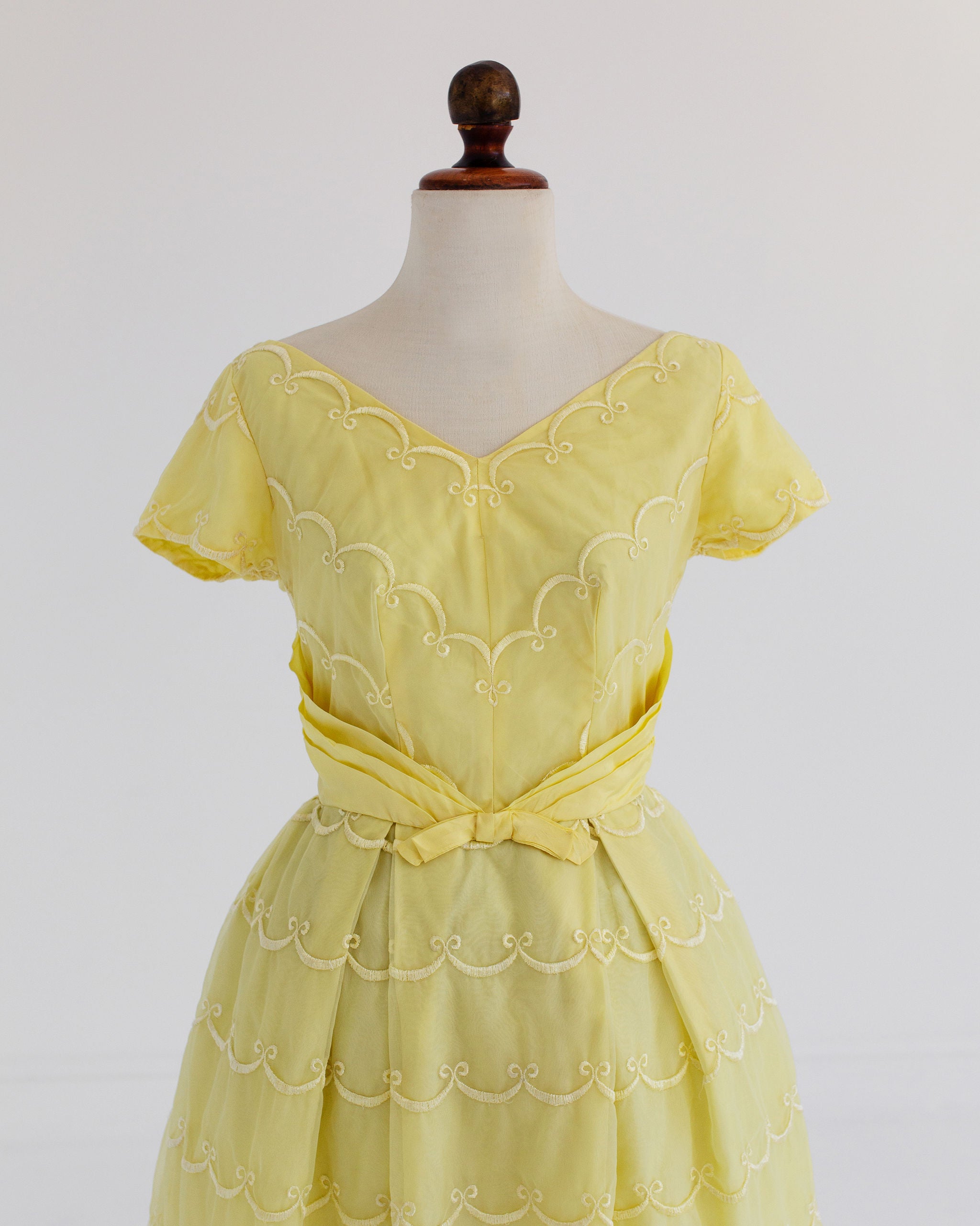 1950s fit and flare yellow dress - XS