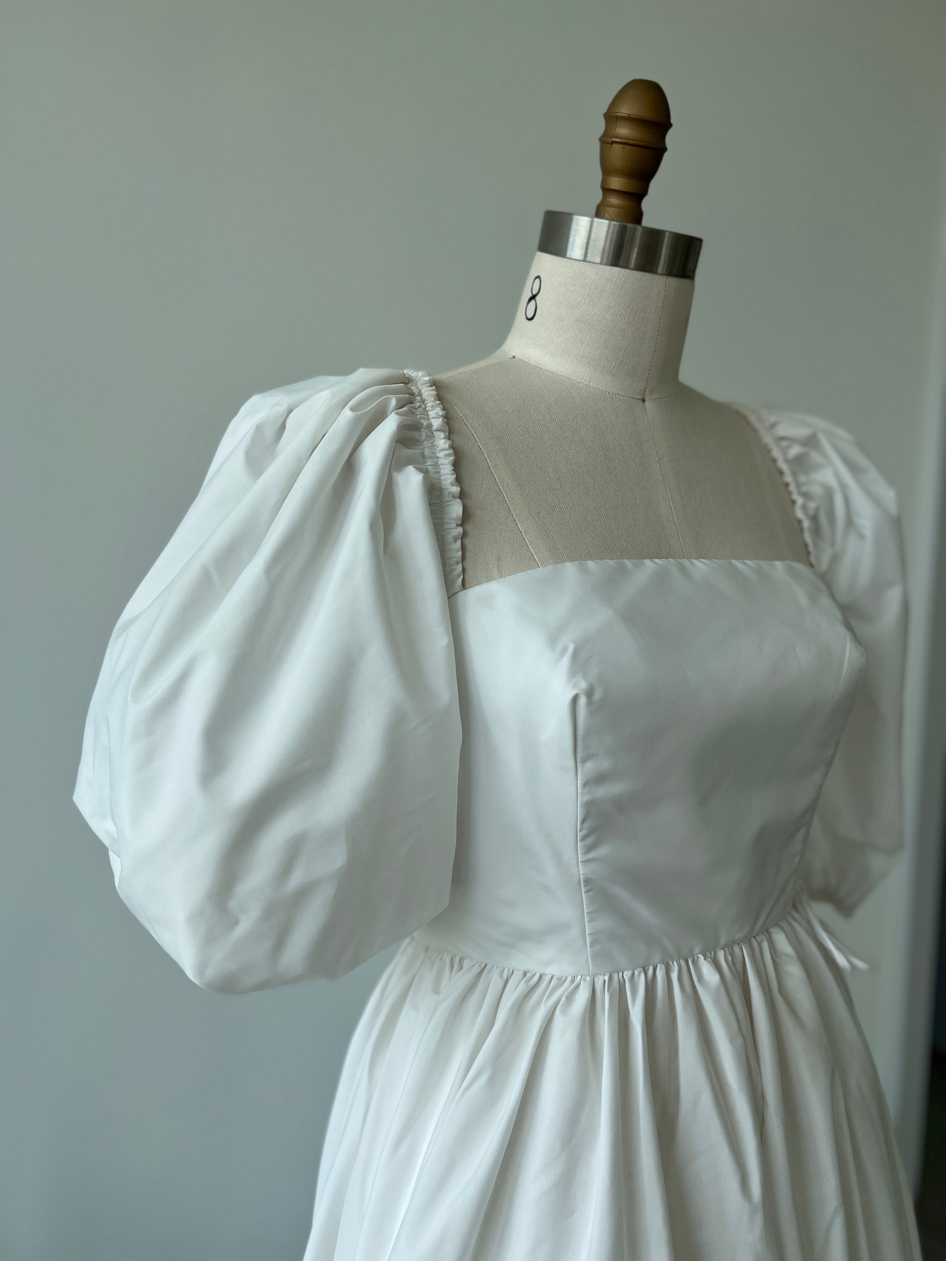 80s puff sleeve wedding dress - M