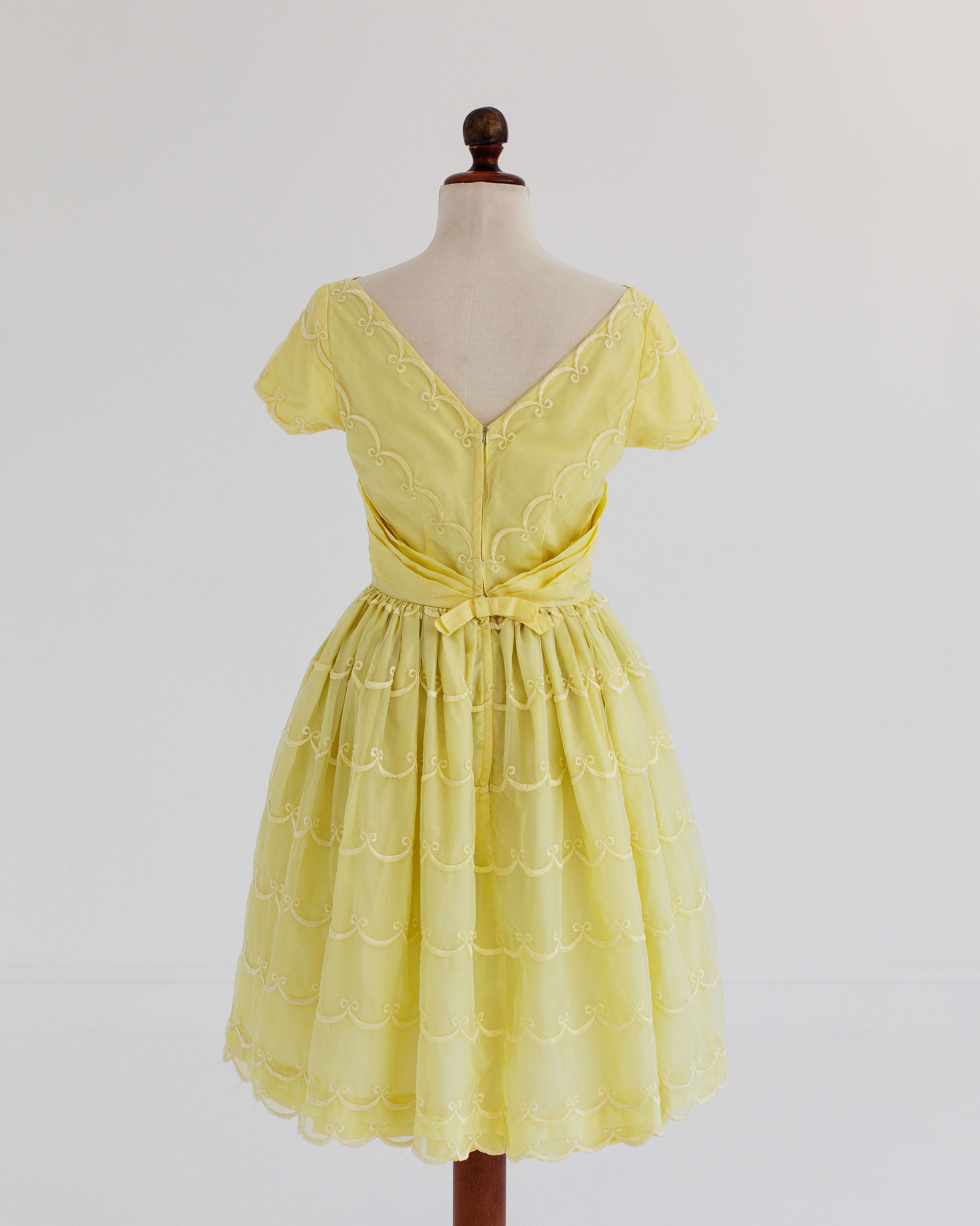 1950s fit and flare yellow dress - XS