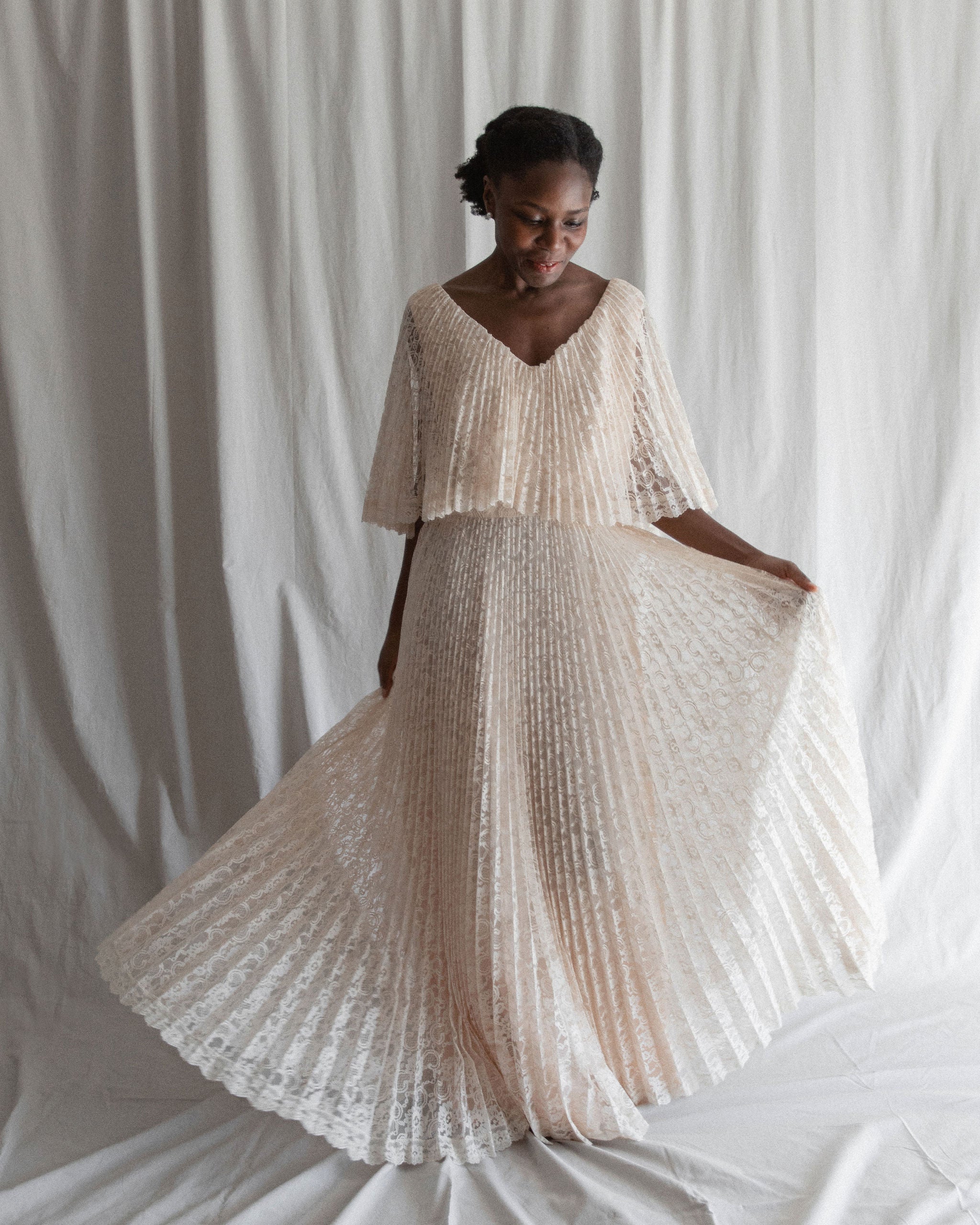Vintage Wedding Dress- 1970s Accordion Lace Gown ~ Waist 30